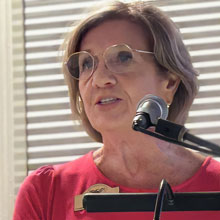 Dr-Carole-Adams_Portrait